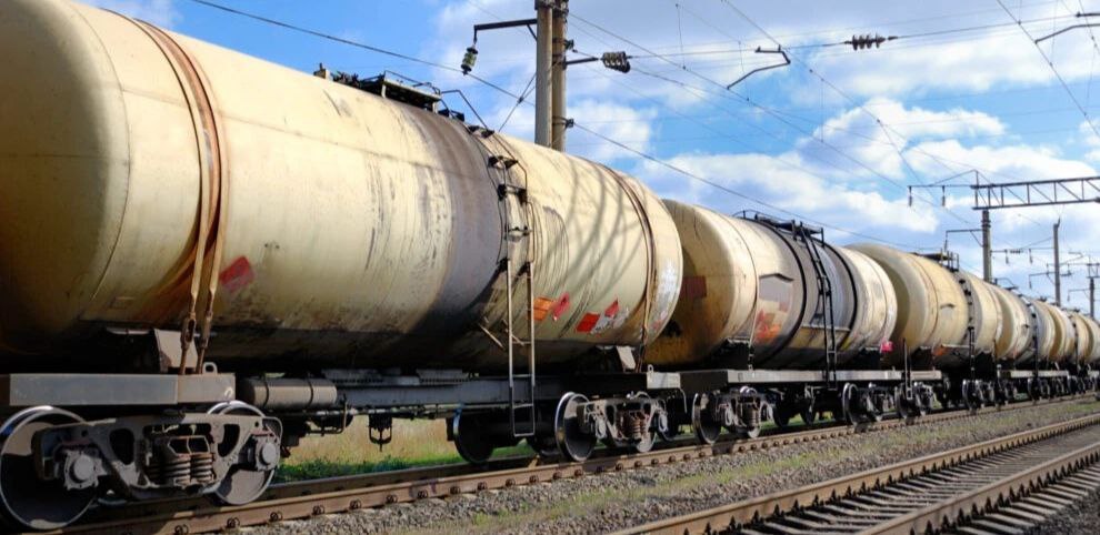 Узбекистан нарастил объемы импорта бензина на 10,9%, сжиженного газа — в 2,1 раза